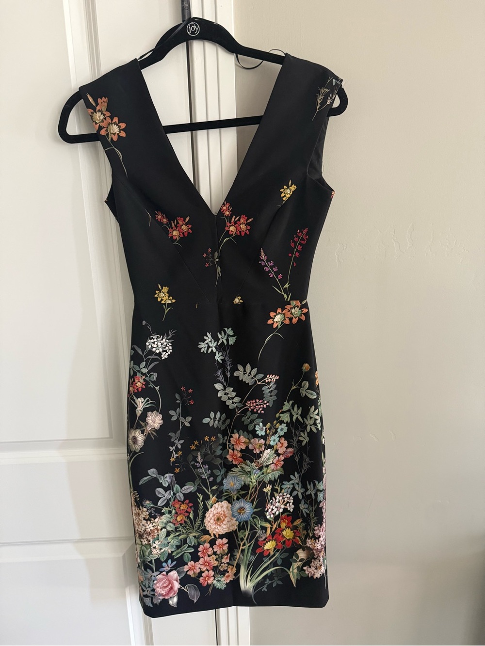 Zara Woman Floral Print Fitted V-Neck Pencil Dress, XS, NWT